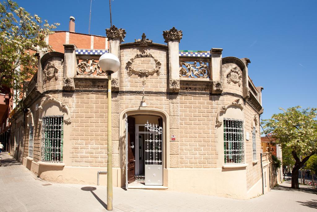 Villa Modernista Barcelona Exterior foto